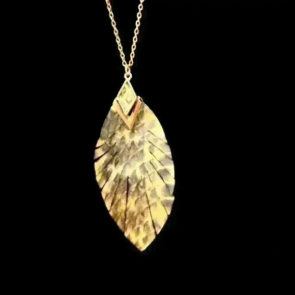 NWT City Genuine Leather Animal Print Necklace and Earrings Set 32” length - Picture 2 of 7